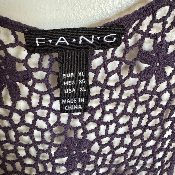 FANG Women’s Top, XL(X)🦋 - Picture 2 of 5